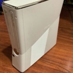 Xbox 360 White Console